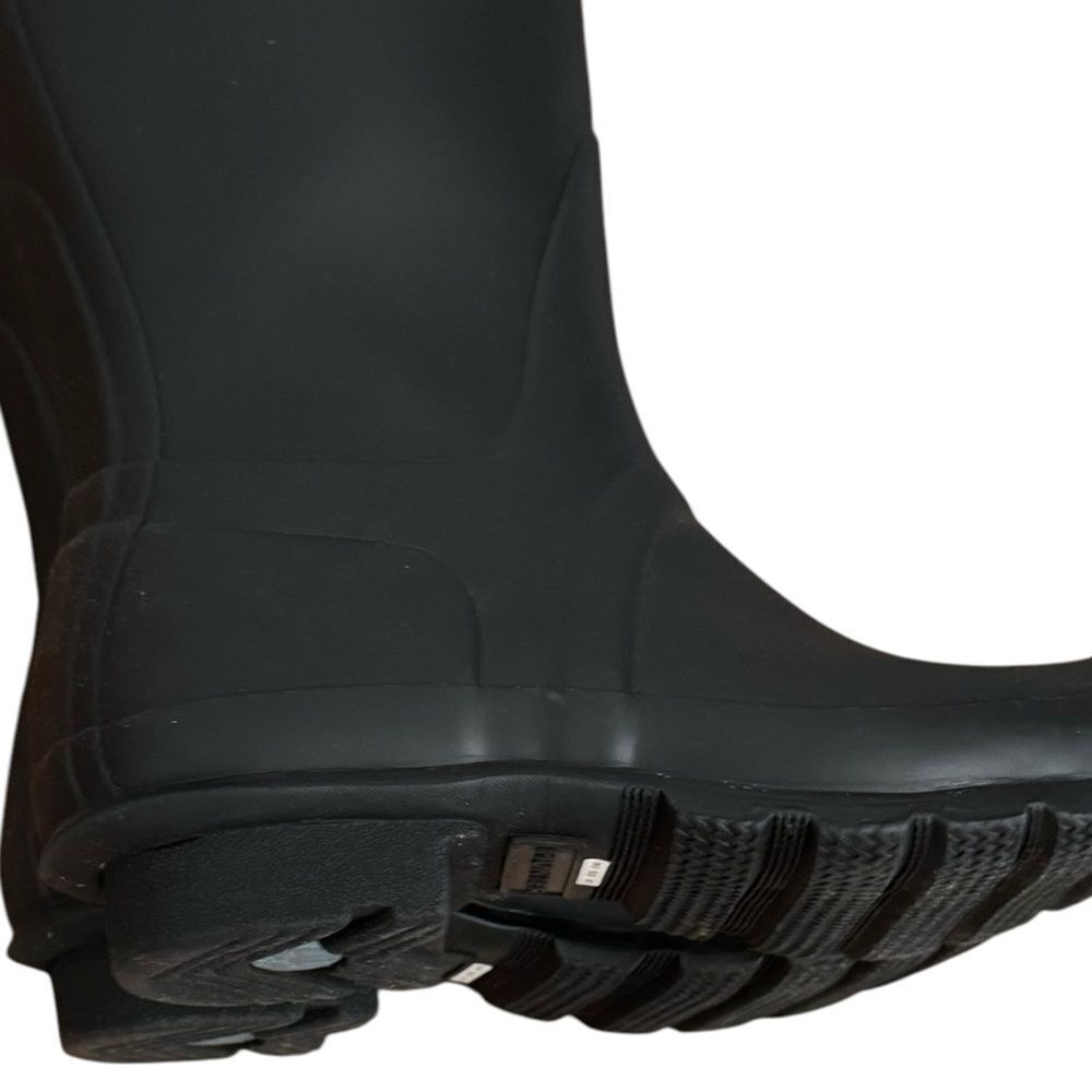 Hunter Original Back Adjustable Buckle Strap Black Pull On Rain Boots. 7. - Picture 5 of 8